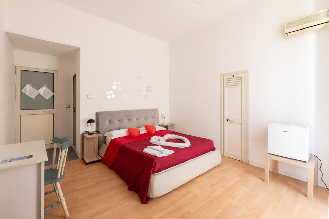 Madb&B Νάπολη Εξωτερικό φωτογραφία